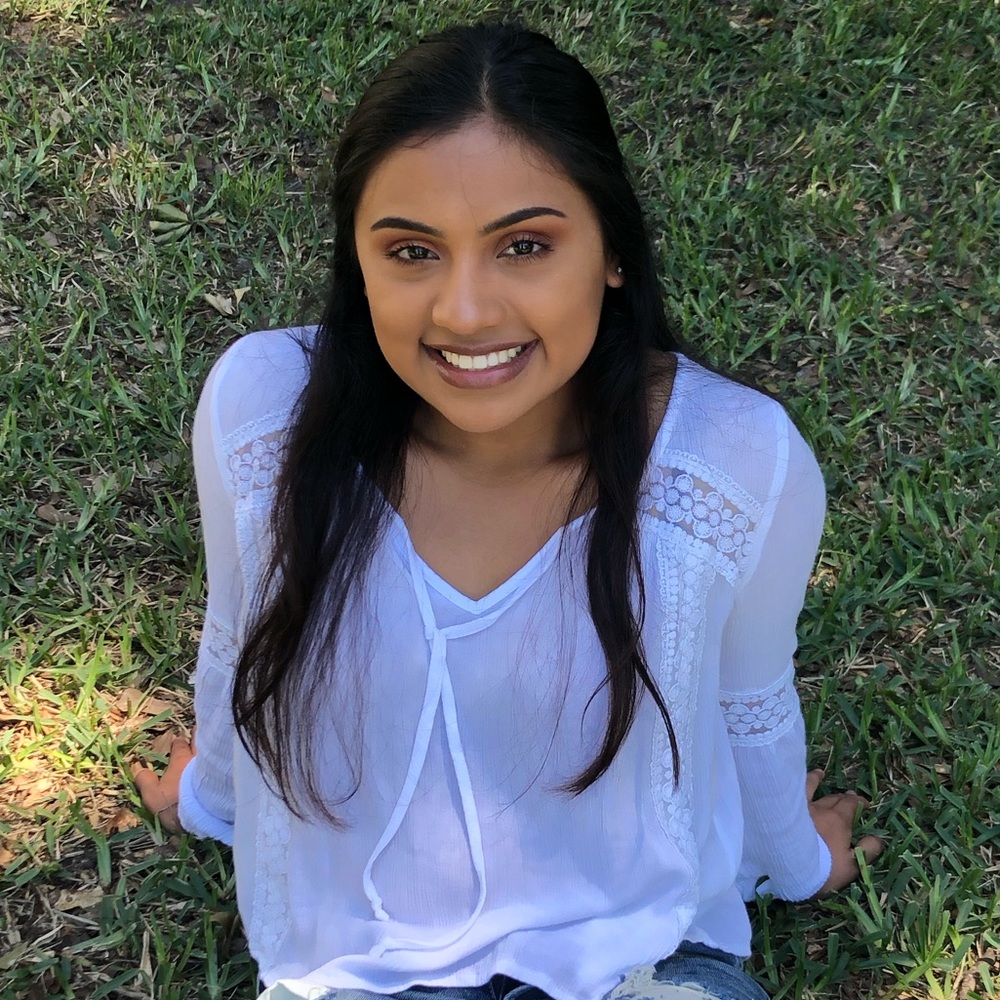 Meet your Posher, Ariana